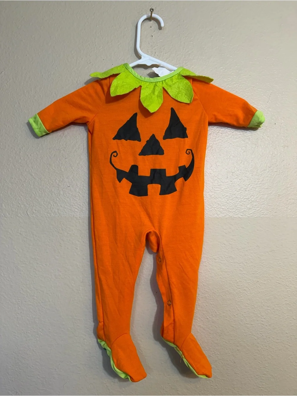 Baby Pumpkin Halloween Footed One-Piece 0-6m